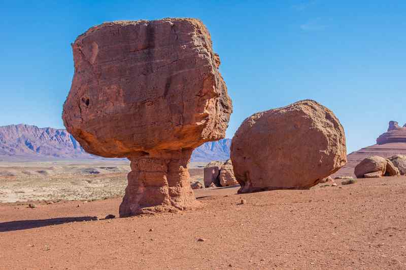 Balanced rock