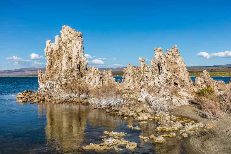 South Tufa Area