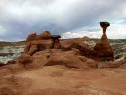 Paria Rimrocks Toadstool Hoodoos