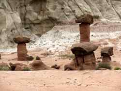 Paria Rimrocks Toadstool Hoodoos