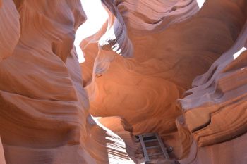 Lower antelope Canyon