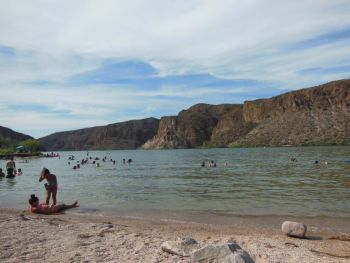 Apache trail Canyon Lake 