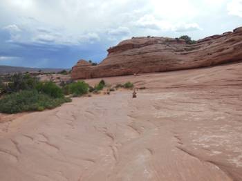 Cairns sur le Chemin menant à Delicate Arch