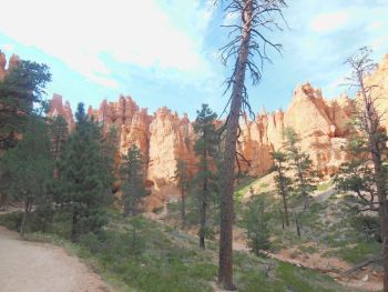 Navajo Queens Garden Loop