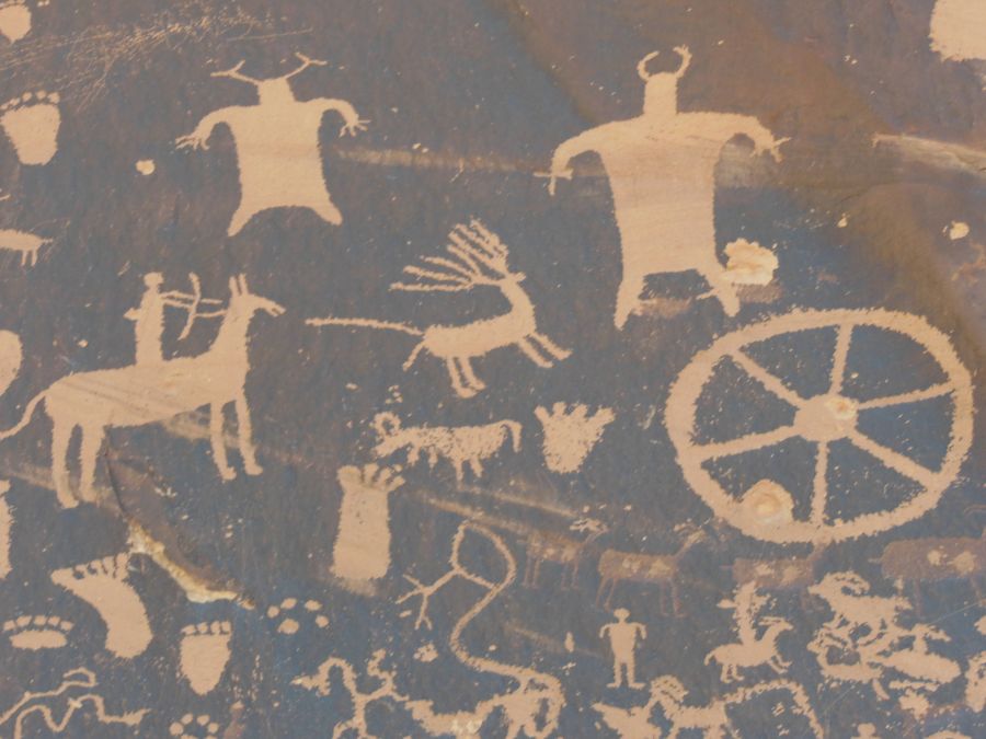 Newspaper Rock pétroglyphe