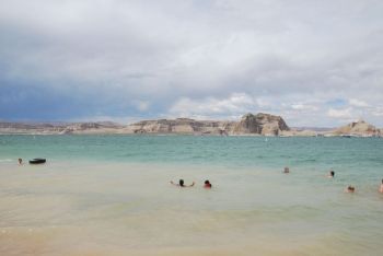 Dans l'eau du Lake Powell