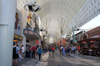 Dans Fremont Street