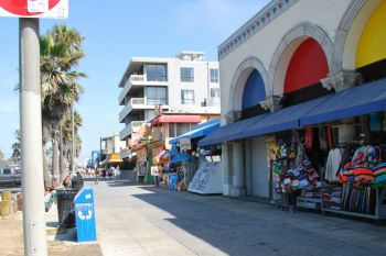 Santa Monica Boutiques