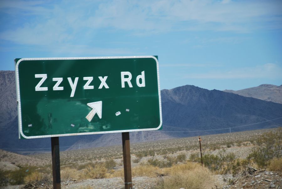 Panneau Zzyzx Road