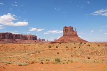 Sentinel Mesa et West Mitten Butte