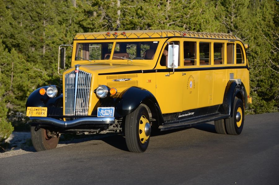 Bus jaune