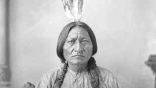 Sitting Bull Tatanka Iyotake (1834-1890)