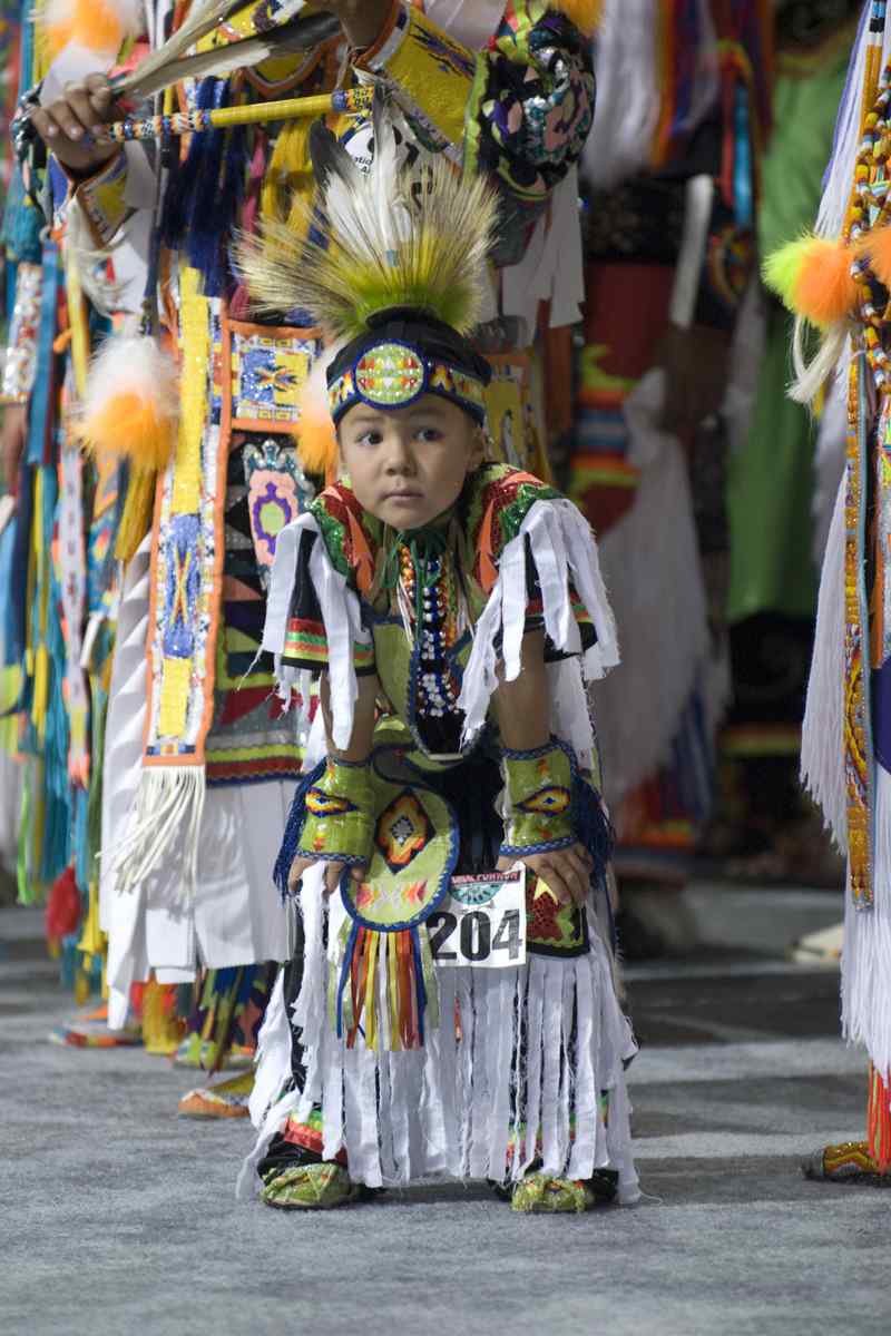 Enfant Pow Wow