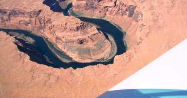 Survol du Horseshoe Bend en avion
