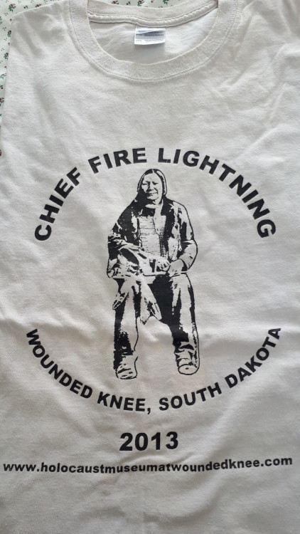 T-Shirt acheté aux Lakotas à Wounded Knee