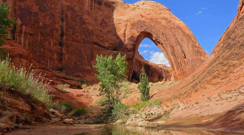 Broken Bow Arch