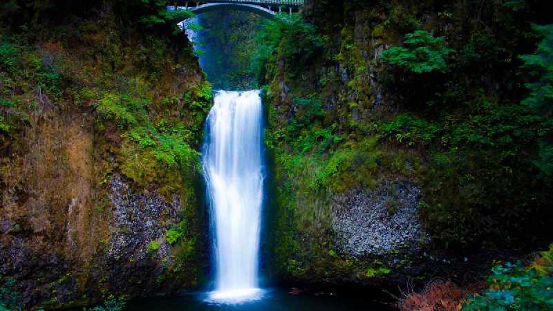 Multnomah Falls