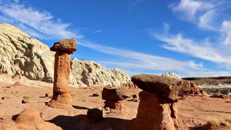 Paria Rimrocks Toadstool Hoodoos