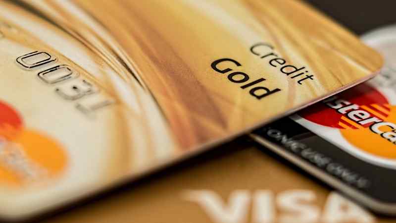 Quelle différence entre une carte de crédit et une carte de débit ?