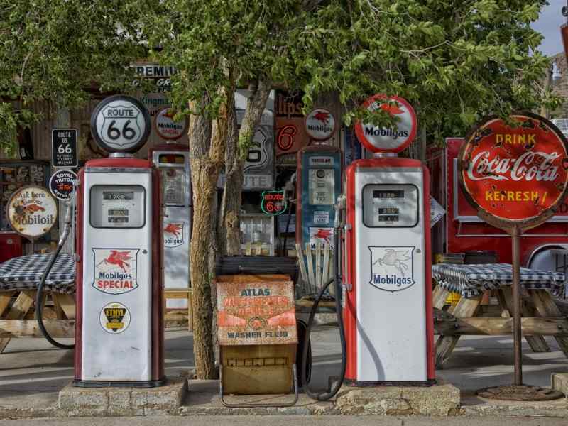 Prix du carburant : comment les tarifs affichés à la pompe sont-ils fixés  chaque jour ? 