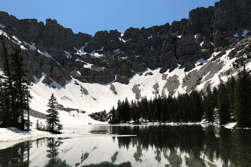 Baker Lake Trail