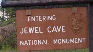 Jewel Cave National Monument