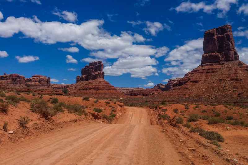 Scenic drive Valley of the Gods
