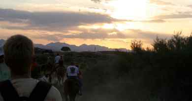 Balade à cheval, barbecue et coucher de soleil