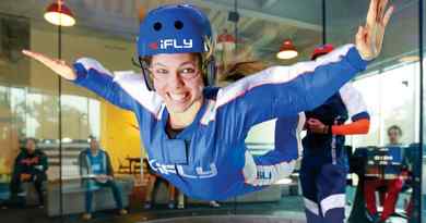 Parachutisme en salle iFLY