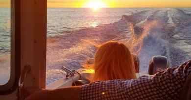 Croisière romantique en bateau avec vin et fromage