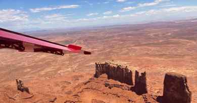 Survol en avion de Monument Valley et de Canyonlands