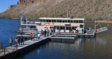 Apache Trail, bateau Dolly et Superstition Mountains