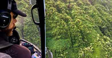 Hélicoptère sans portes à l'ouest de Maui et à Molokai