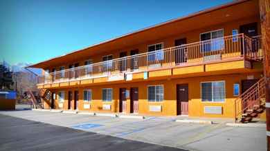 Mount Whitney Motel