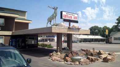 Buffalo Bill's Antlers Inn