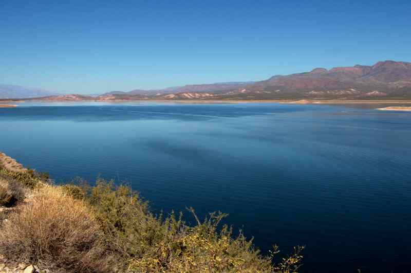 Roosevelt lake