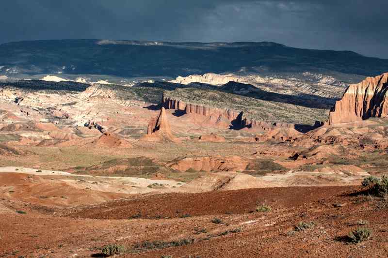 Lower South Desert Overlook